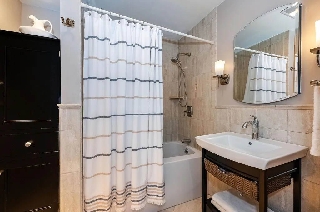 316 Ash Swamp Road Newmarket NH 03857