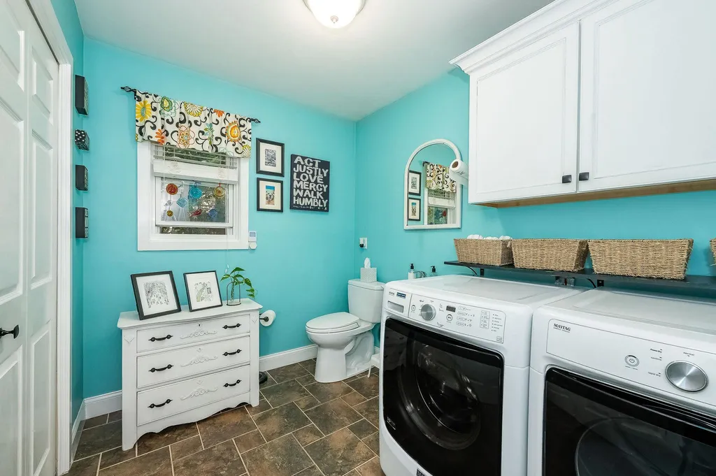 316 Ash Swamp Road Newmarket NH 03857
