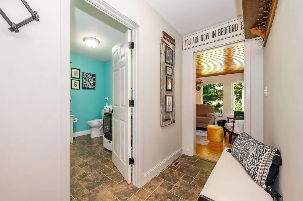 316 Ash Swamp Road Newmarket NH 03857