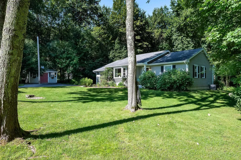 316 Ash Swamp Road Newmarket NH 03857