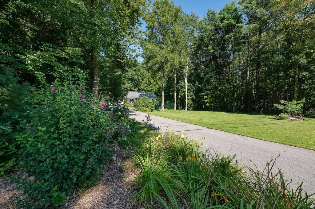 316 Ash Swamp Road Newmarket NH 03857