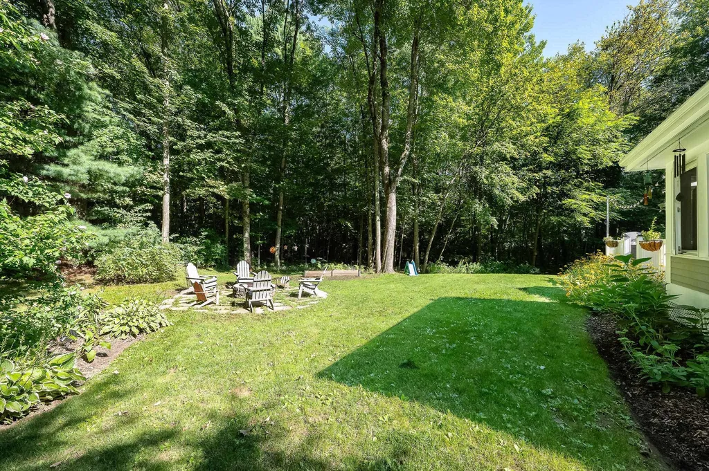 316 Ash Swamp Road Newmarket NH 03857