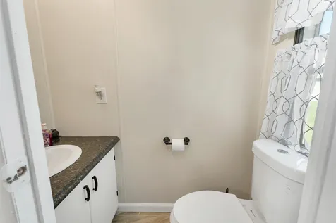 1 Woodgate Circle Tilton NH 03276