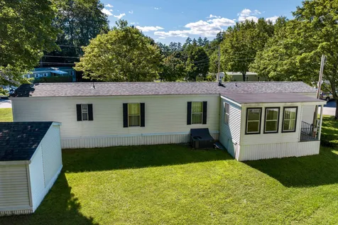 1 Woodgate Circle Tilton NH 03276