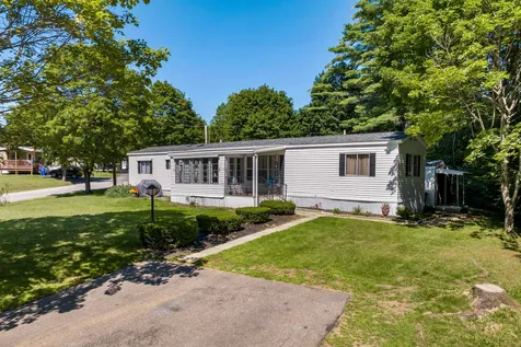 1 Woodgate Circle Tilton NH 03276