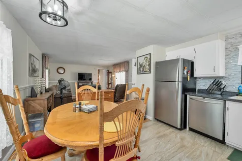 1 Woodgate Circle Tilton NH 03276