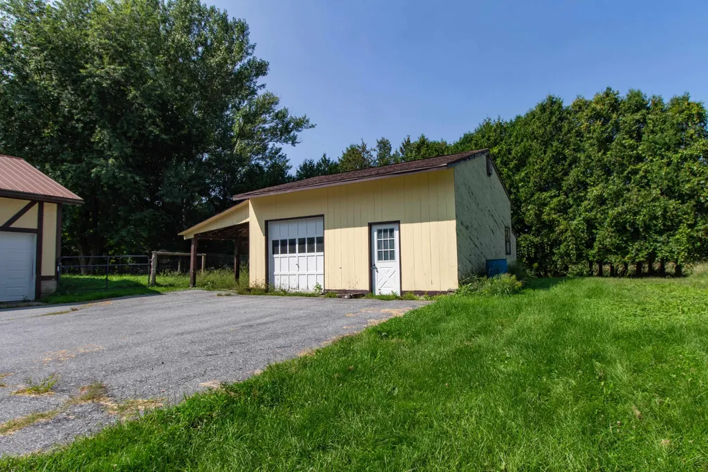 58 Poor Farm Road Alburgh VT 05440