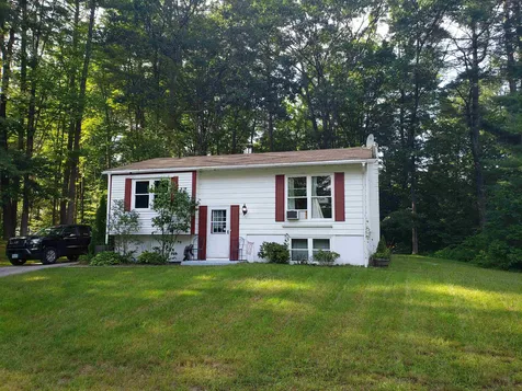 11 Rosemont Drive Hinsdale NH 03451