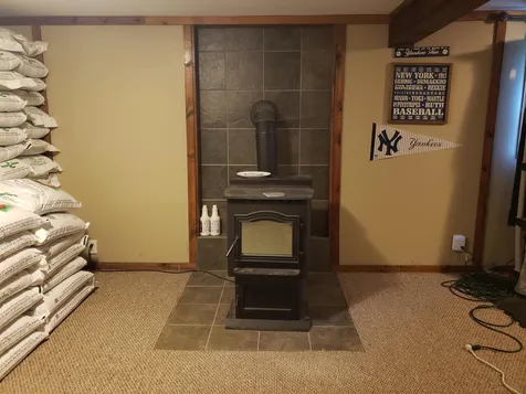 11 Rosemont Drive Hinsdale NH 03451
