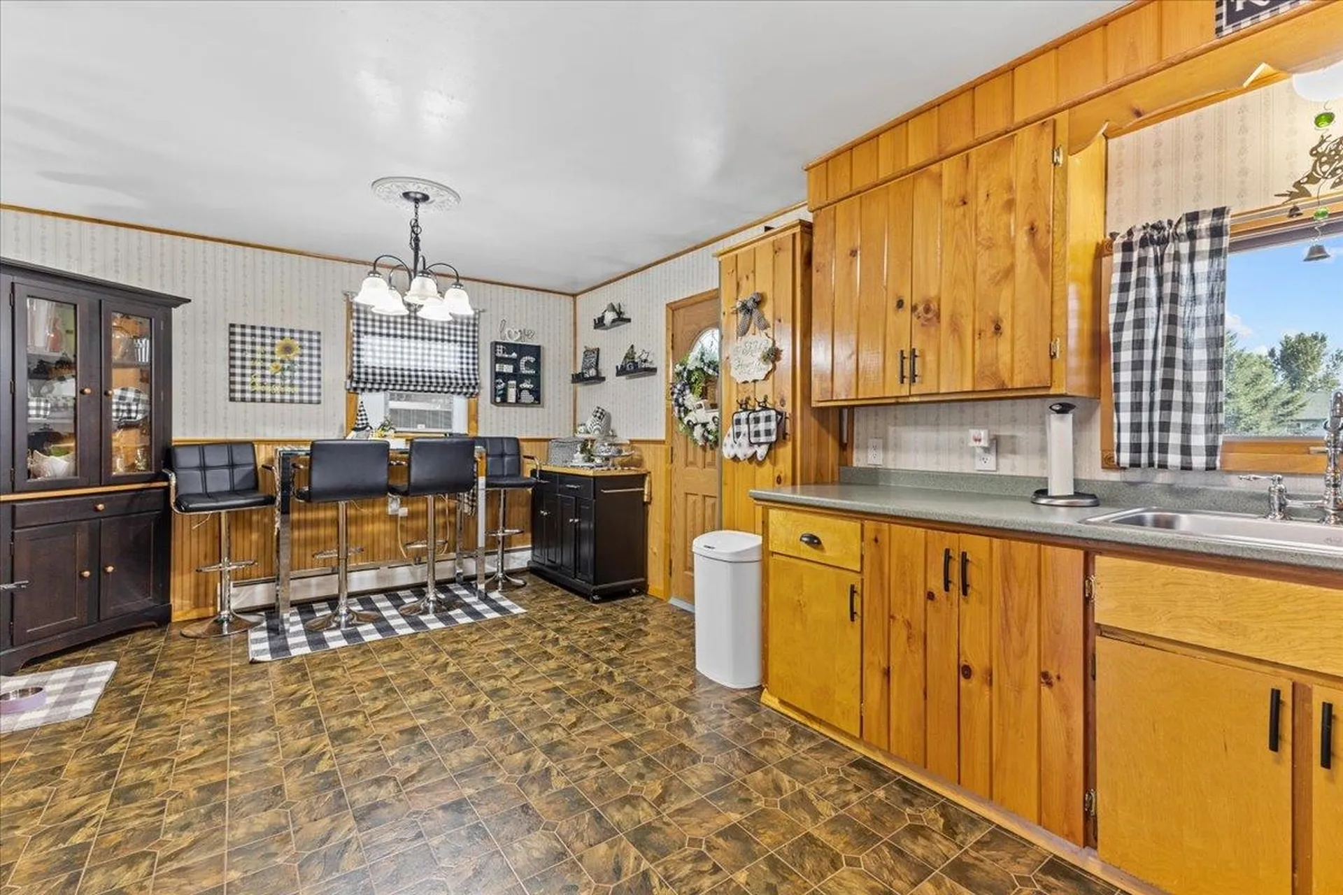 736 Jewett Avenue St. Albans Town VT 05478