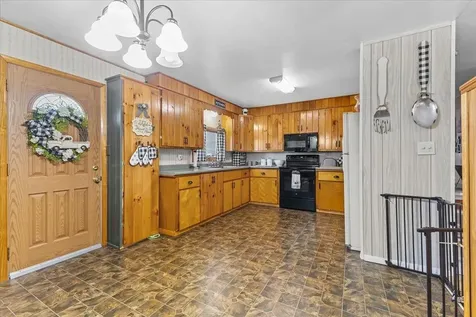 736 Jewett Avenue St. Albans Town VT 05478