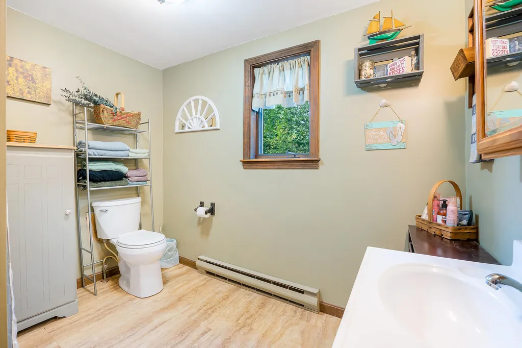 7 Aspen Lane Rochester NH 03839