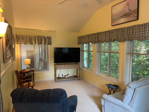 638 Benton Drive Laconia NH 03246