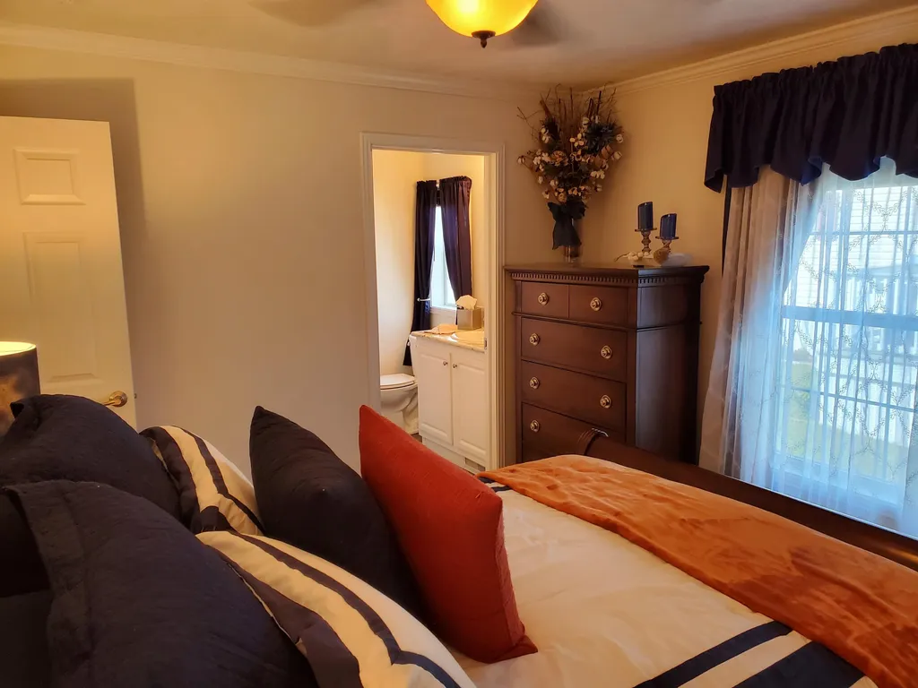 2 Lilac Way North Hampton NH 03862