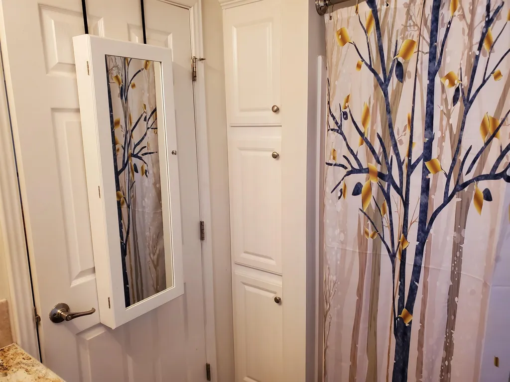 2 Lilac Way North Hampton NH 03862
