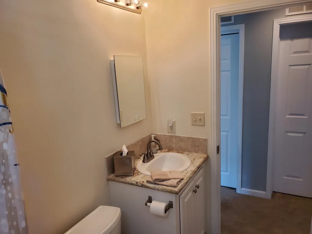 2 Lilac Way North Hampton NH 03862