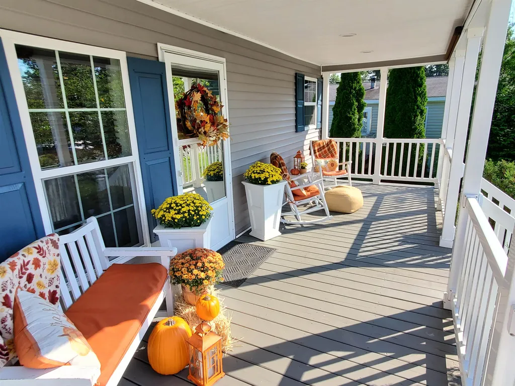 2 Lilac Way North Hampton NH 03862