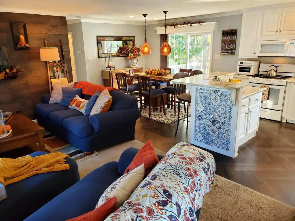 2 Lilac Way North Hampton NH 03862