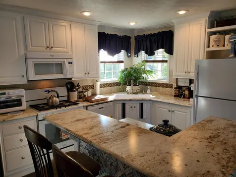 2 Lilac Way North Hampton NH 03862