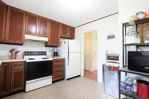 159 Strawberry Hill Lyndon VT 05851