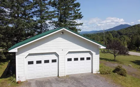 159 Strawberry Hill Lyndon VT 05851