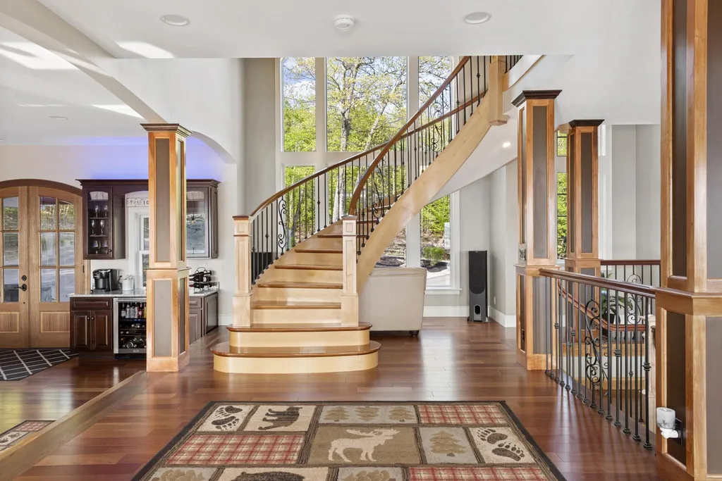 51 Howard Road Bridgewater NH 03222