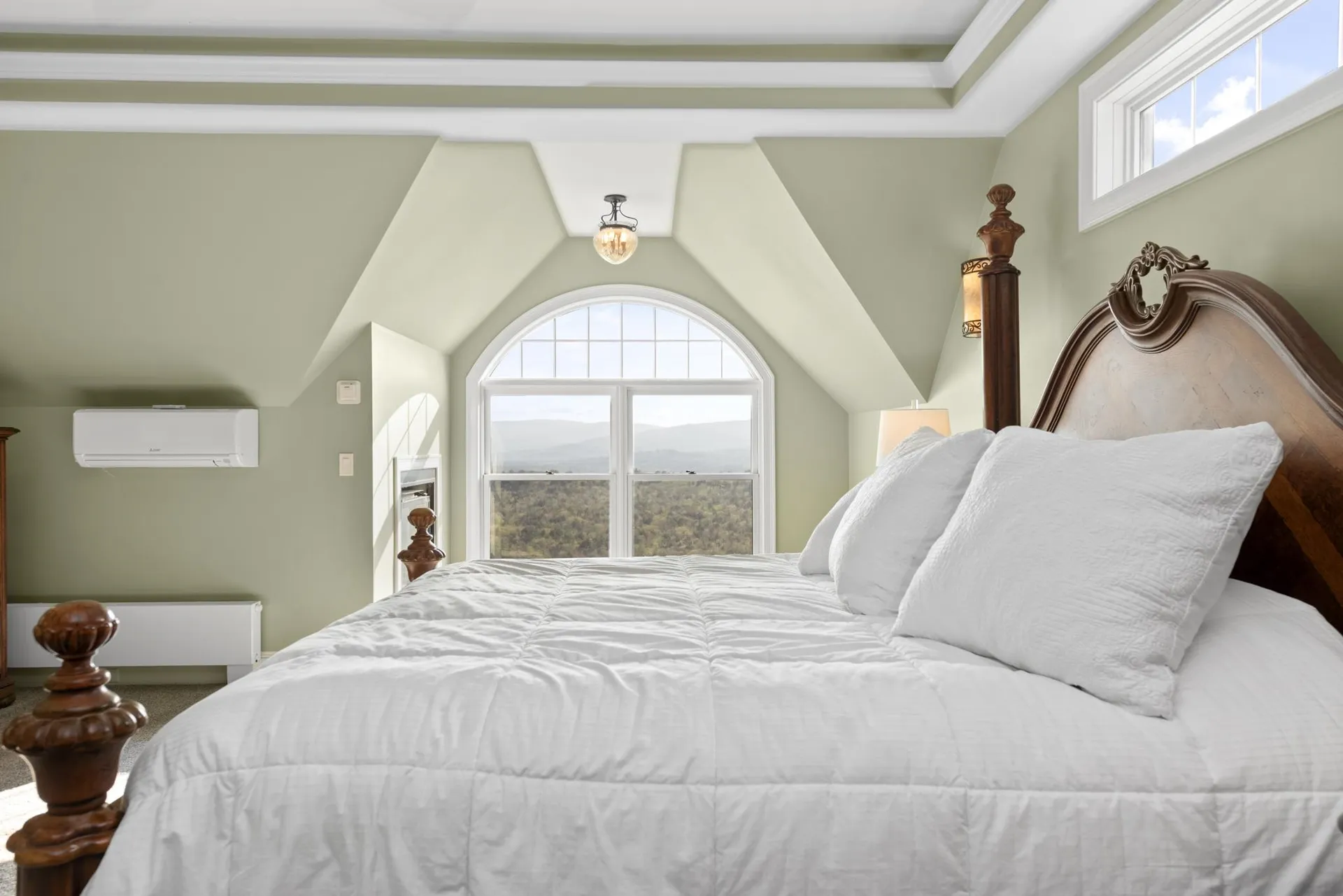 51 Howard Road Bridgewater NH 03222