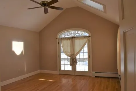 19 Concord Street Peterborough NH 03458