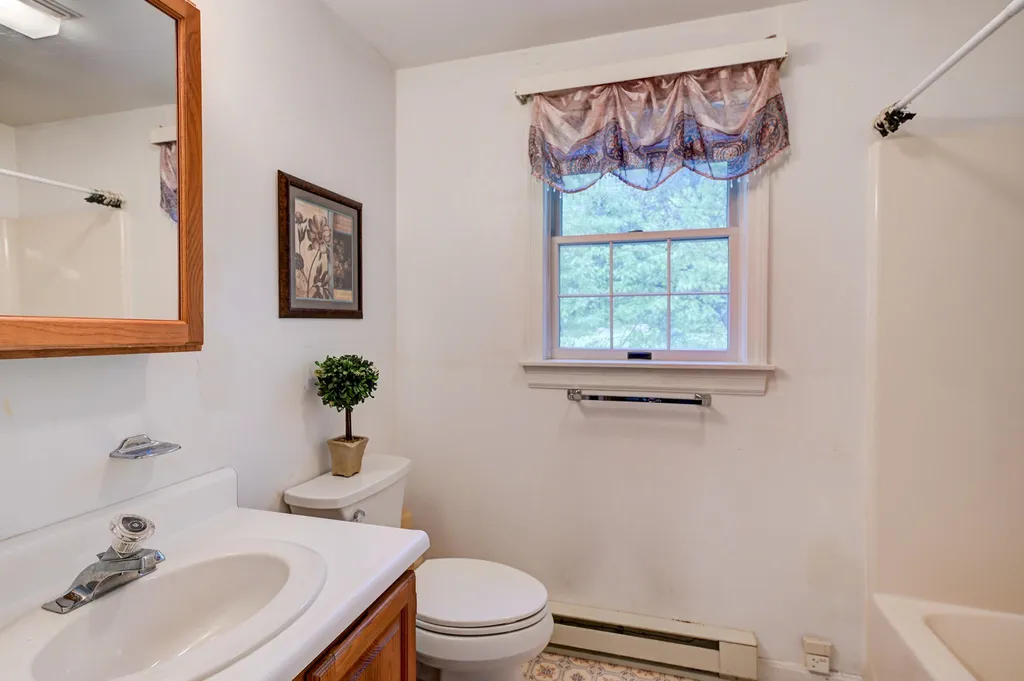 98 Washington Road Freedom NH 03836