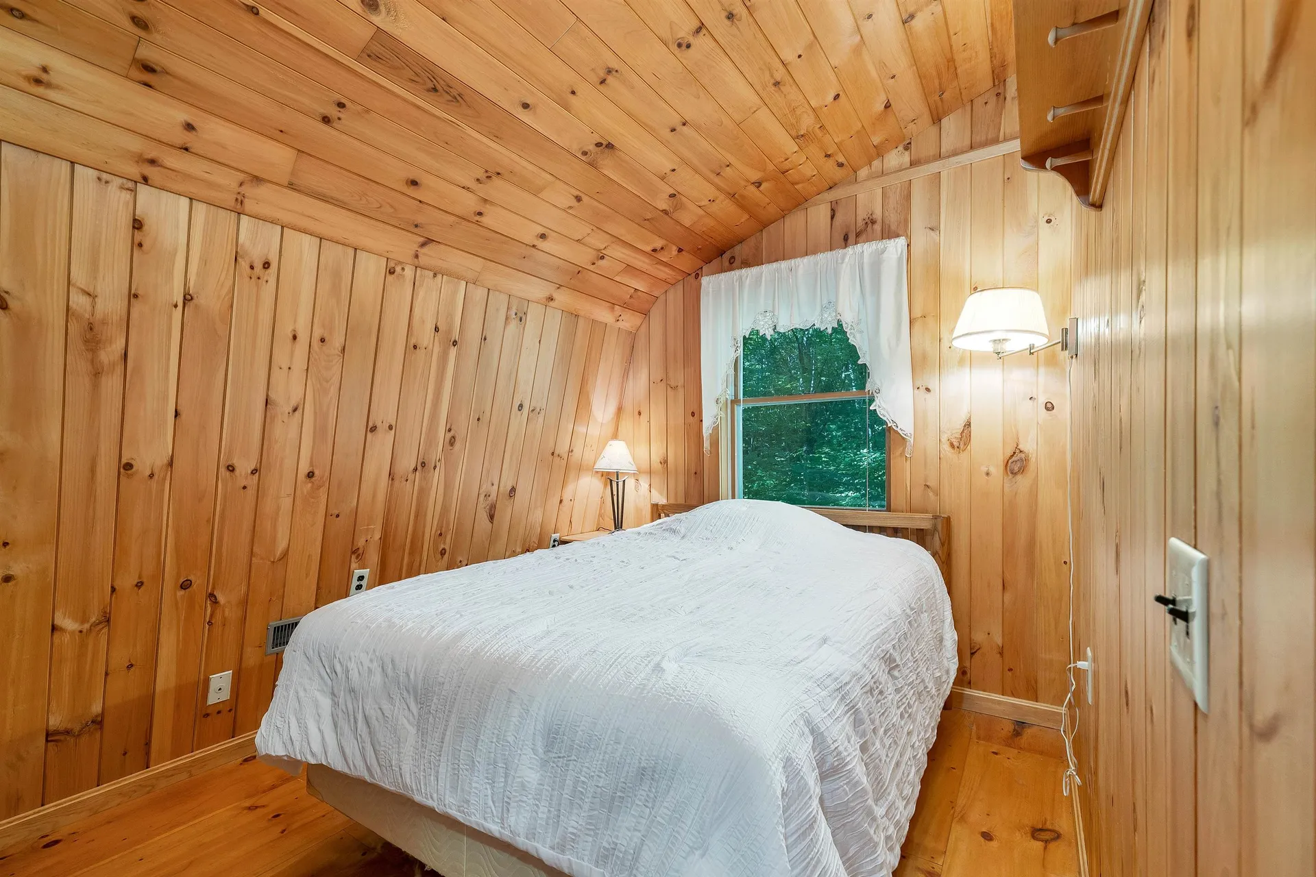 55 Peppercorn Road Ashland NH 03217