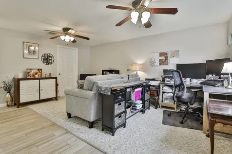 56 Patriots Way Raymond NH 03077