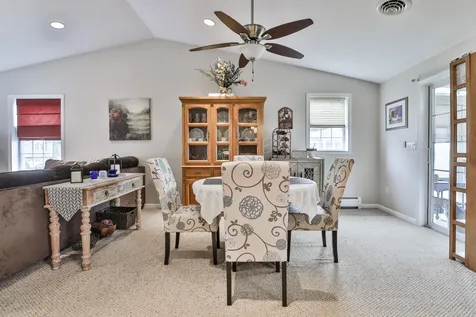 56 Patriots Way Raymond NH 03077