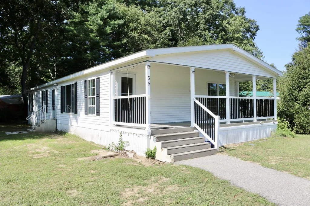 34 Donna Drive Exeter NH 03833