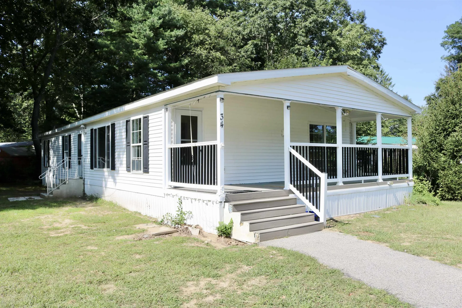 34 Donna Drive Exeter NH 03833