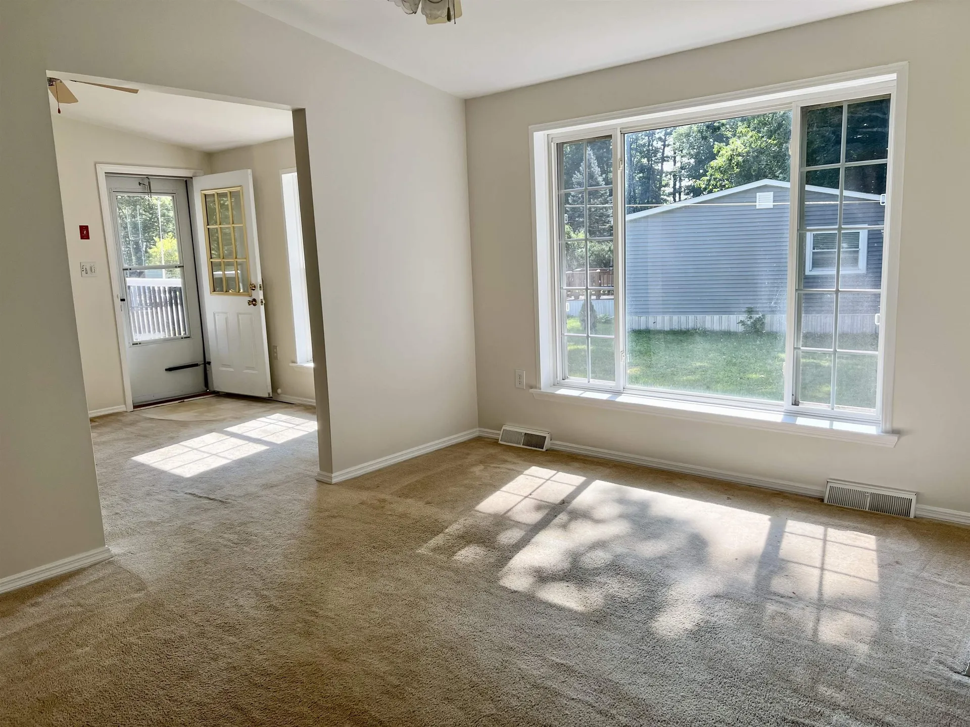 34 Donna Drive Exeter NH 03833