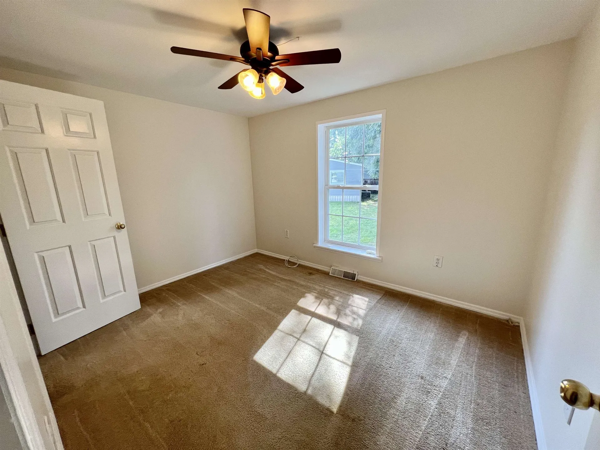 34 Donna Drive Exeter NH 03833