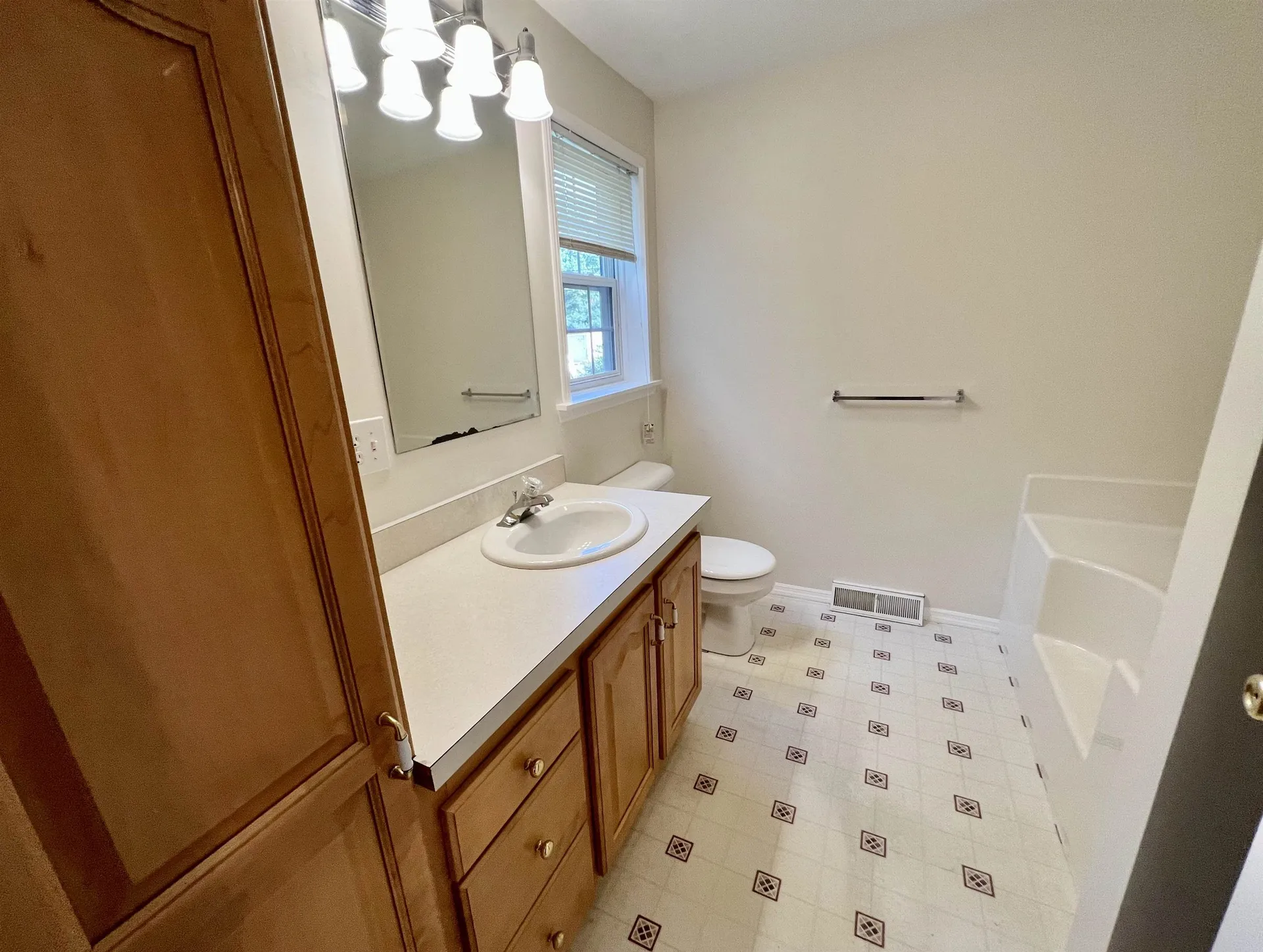 34 Donna Drive Exeter NH 03833
