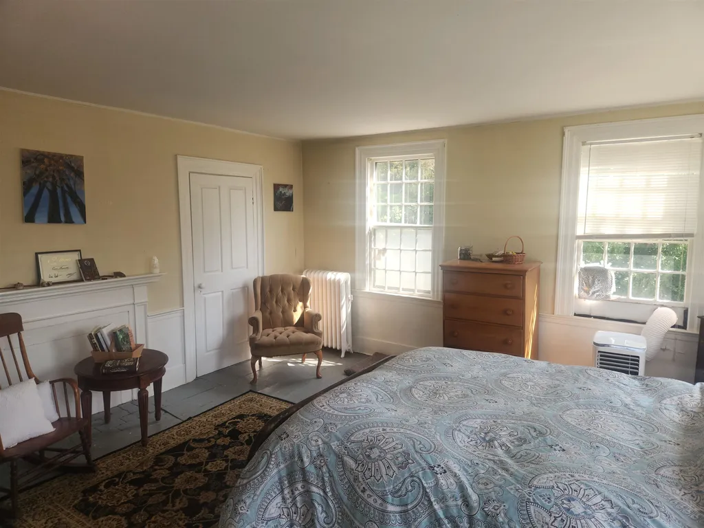 294-296 Pleasant Street Concord NH 03301