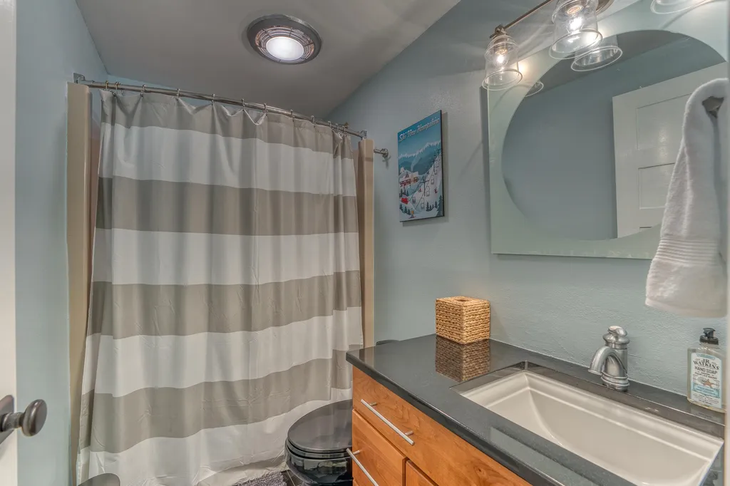 26 Loonwood Drive Lincoln NH 03251