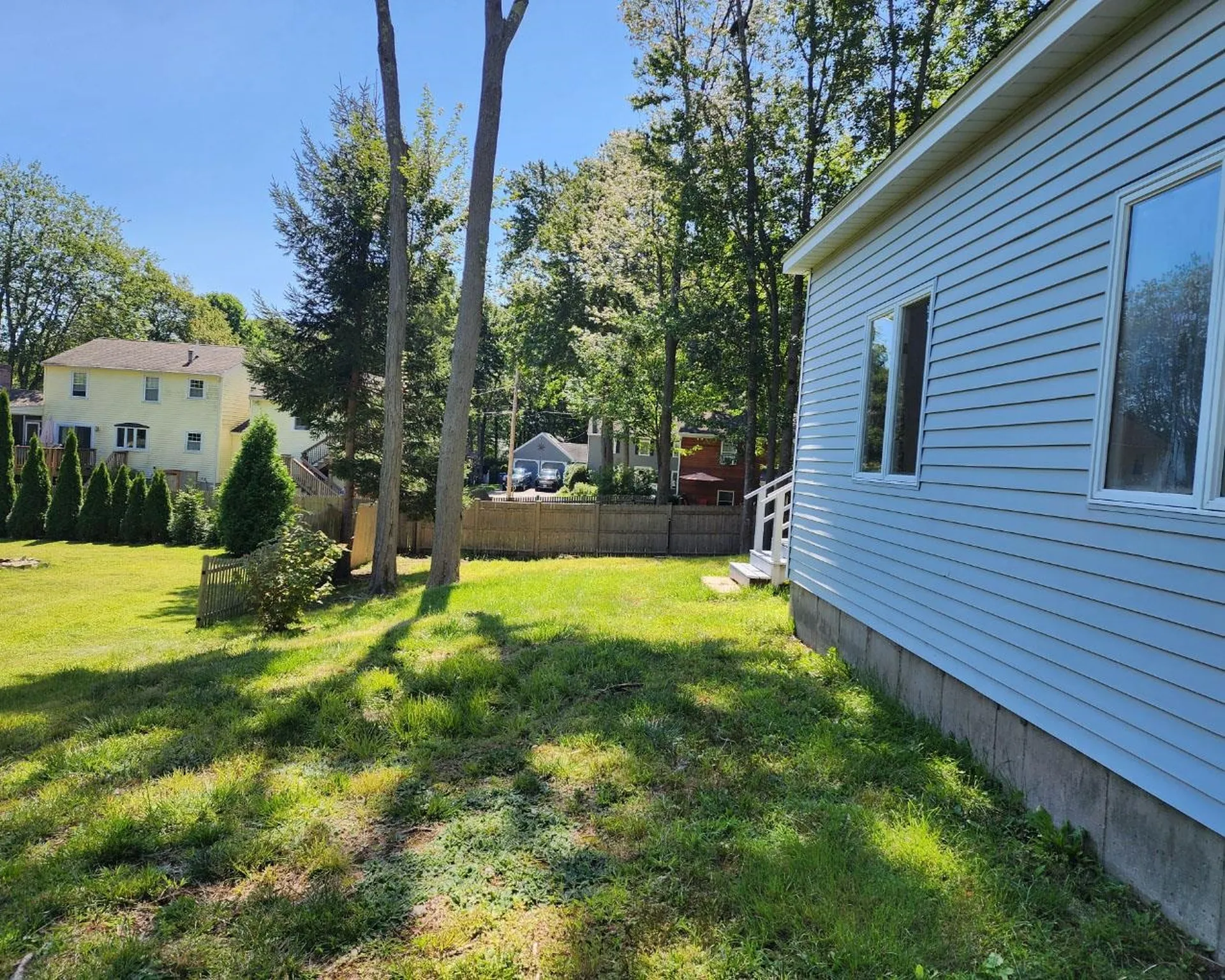 10 Elliott Street Hampton NH 03842