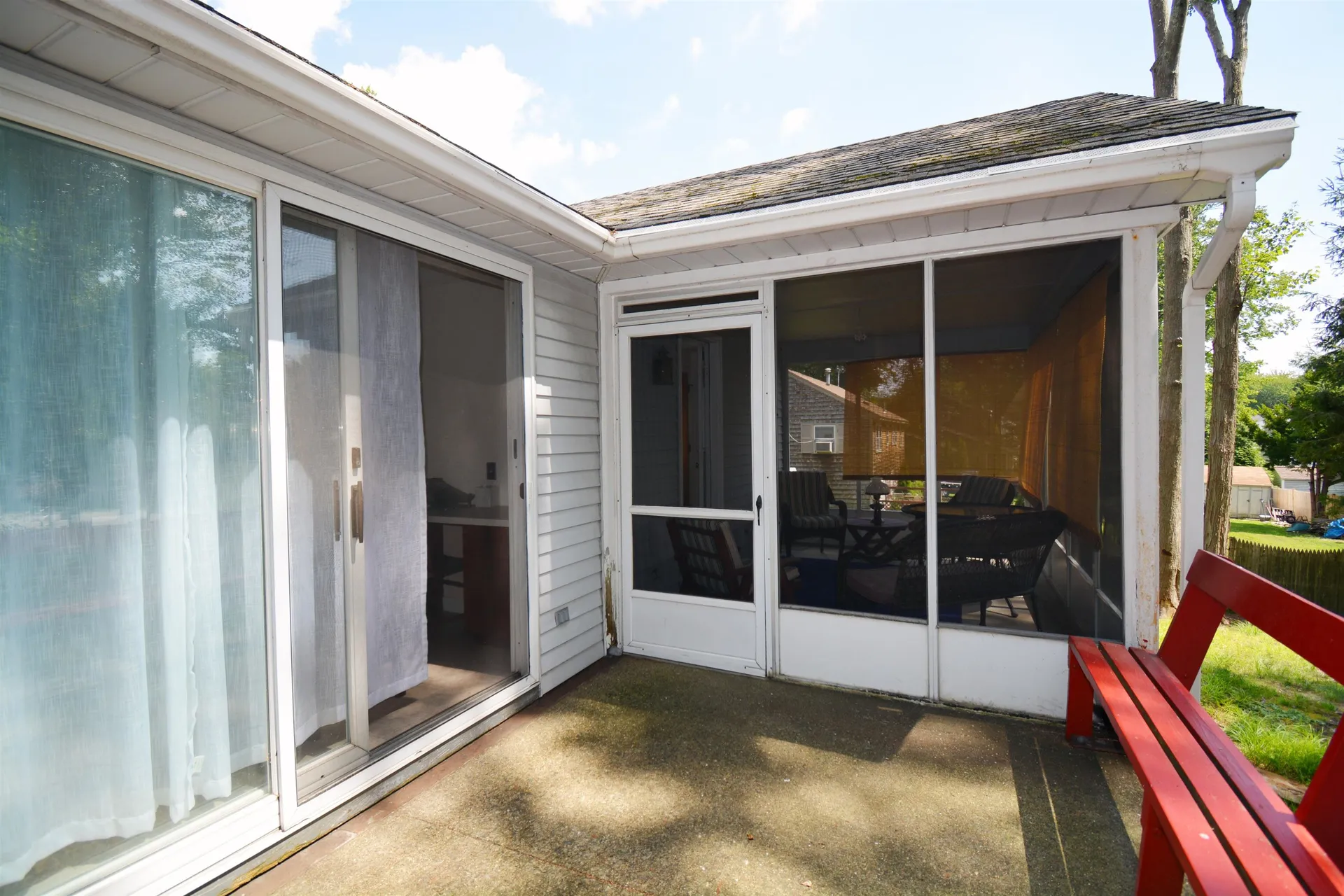 10 Elliott Street Hampton NH 03842