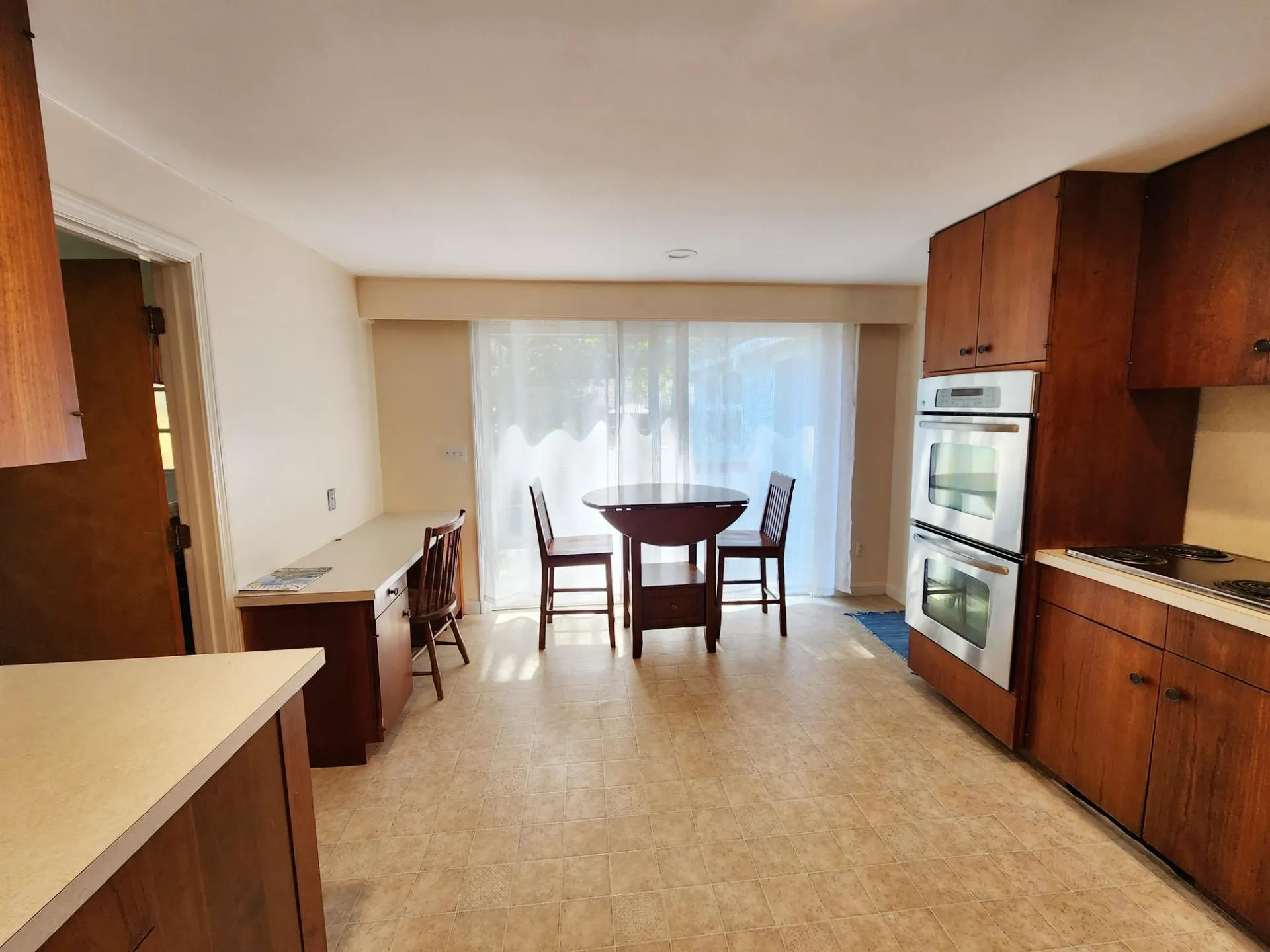 10 Elliott Street Hampton NH 03842