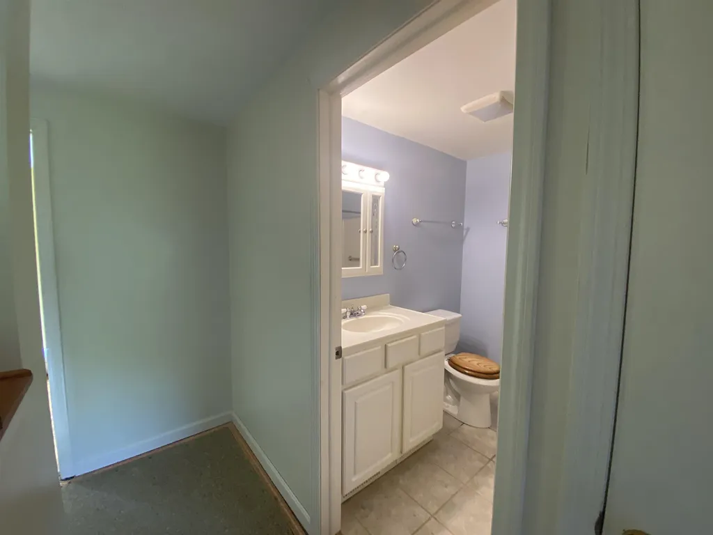 25 Huntington Place Waterbury VT 05676