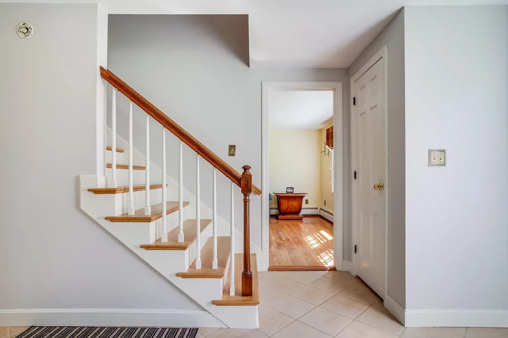 5 Knightland Road Atkinson NH 03811