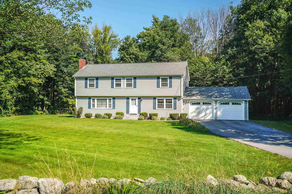 5 Knightland Road Atkinson NH 03811