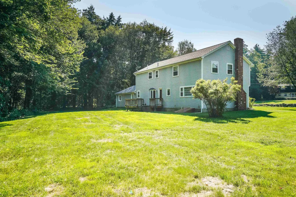 5 Knightland Road Atkinson NH 03811