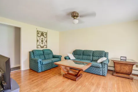 5 Knightland Road Atkinson NH 03811