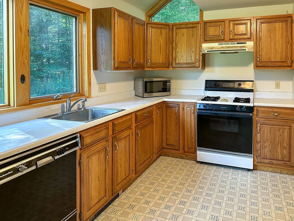 289 Lower Pines Road Warren VT 05674