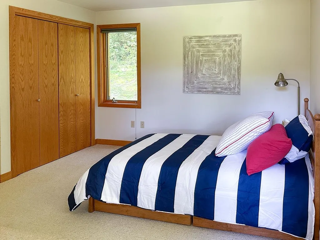 289 Lower Pines Road Warren VT 05674