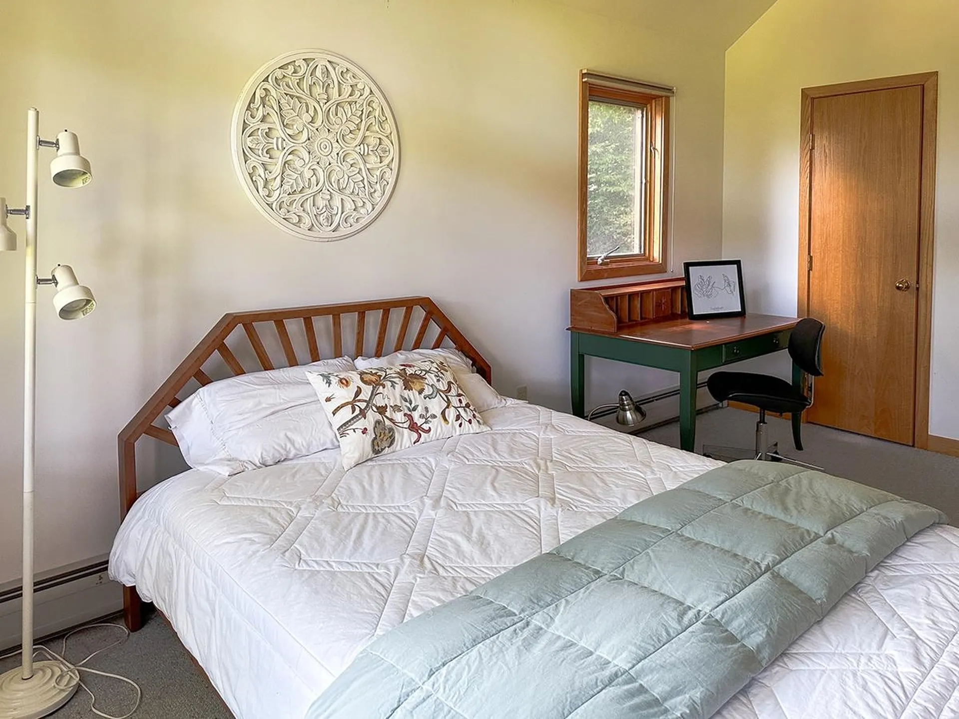 289 Lower Pines Road Warren VT 05674